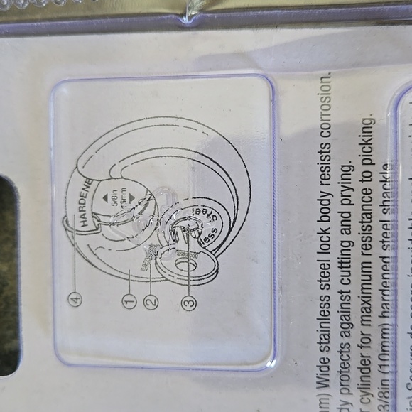 1 U-Haul Storage Locks & Keys - Picture 4 of 8